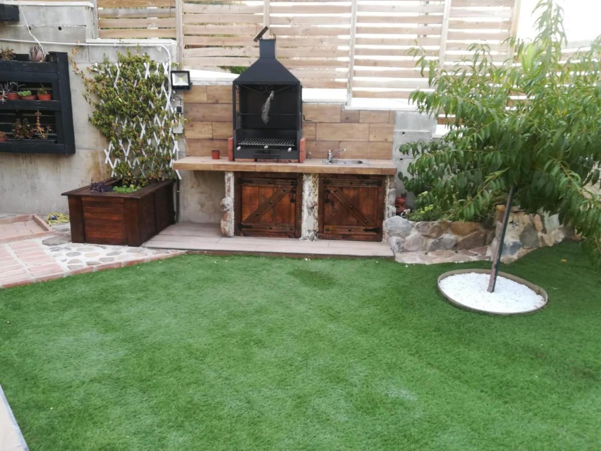 Casa Ecoeficiente Eguzkilore Torrelles Εξωτερικό φωτογραφία
